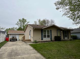 3208 W John St, Champaign, IL 61821