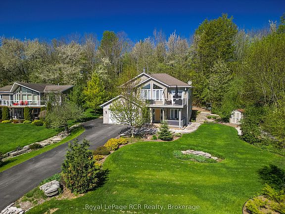 2nd image of 154 Macintosh Dr