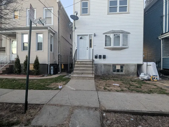 933 Anna St Floor 2, Elizabeth, NJ 07201