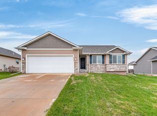 2531 Merle Huff Ave, Norwalk, IA 50211