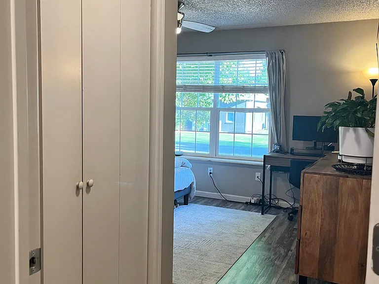 2108 N Garland Ave #2 — Photo 8