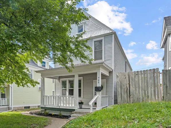 705 Sims Ave, Saint Paul, MN 55106