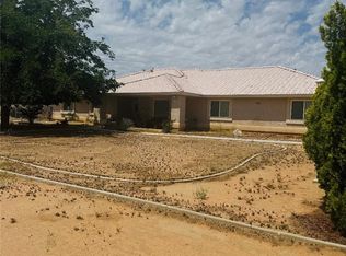 15434 Erie Rd, Apple Valley, CA 92307
