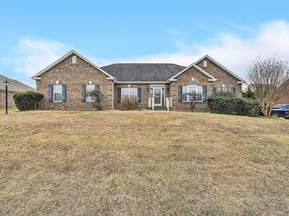 2839 Matthew Dr, Vinton, VA 24179