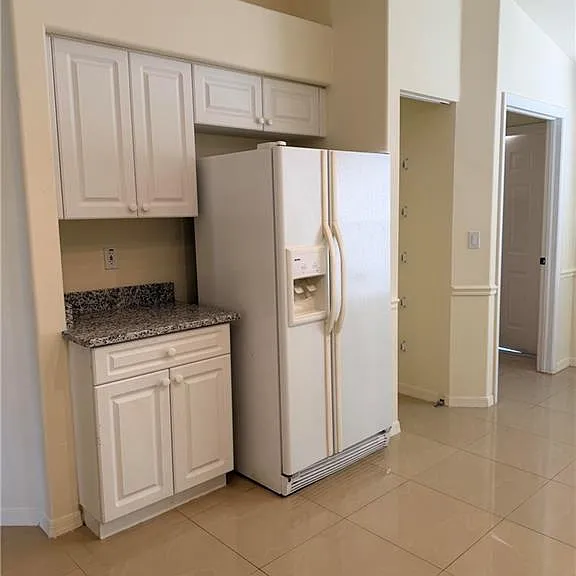 8216 Ibis Cove Cir #B-215 — Photo 9