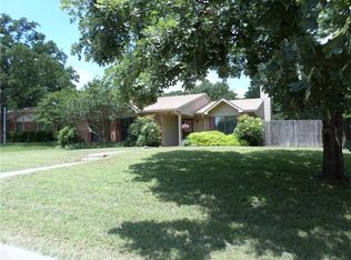 705 Thrush Ct, Lewisville, TX 75067