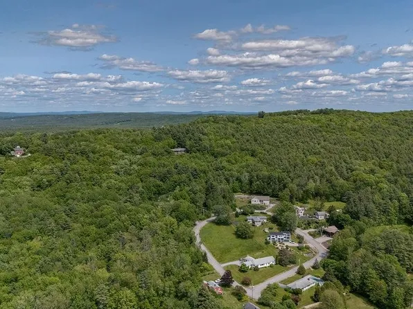 41 Woodwells Garrison Tract 2 Road, Hopkinton, NH 03229