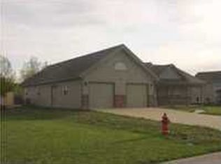 606 E Country Lane Dr, Augusta, KS 67010