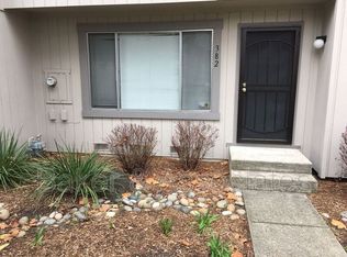 382 Gate Way, Santa Rosa, CA 95401