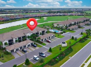 5695 Palmer Cir #204, Bradenton, FL 34211