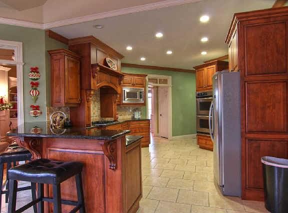 4th image of 2212 Oakleigh Dr