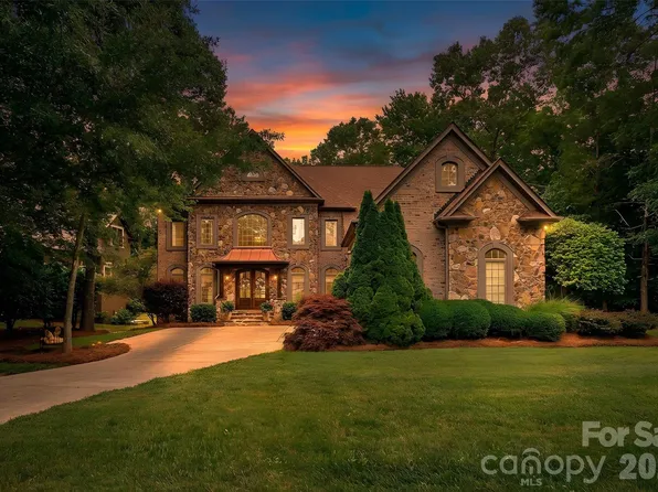 1305 Anniston Pl, Indian Trail, NC 28079