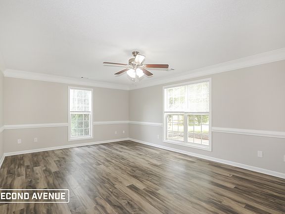 5th image of 164 River Park Cir