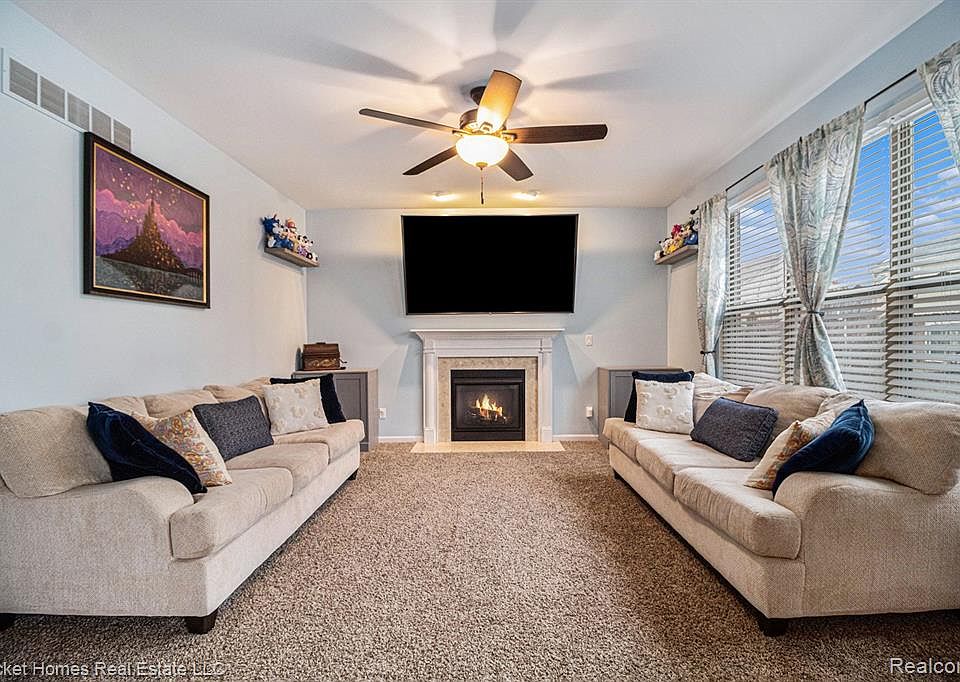 742 Prospect Hill St Canton MI Zillow