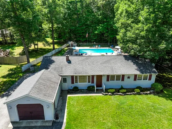 133 Saco Road, Standish, ME 04084
