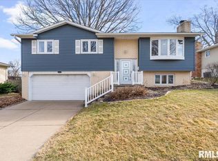 1317 W 43rd St, Davenport, IA 52806