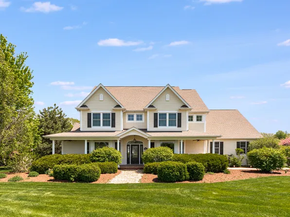 6134 N Woods Ct, Yorkville, IL 60560