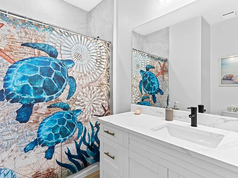 4814 Regal Dr — Photo 16