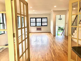 Sold by Eagle Realty Group New York