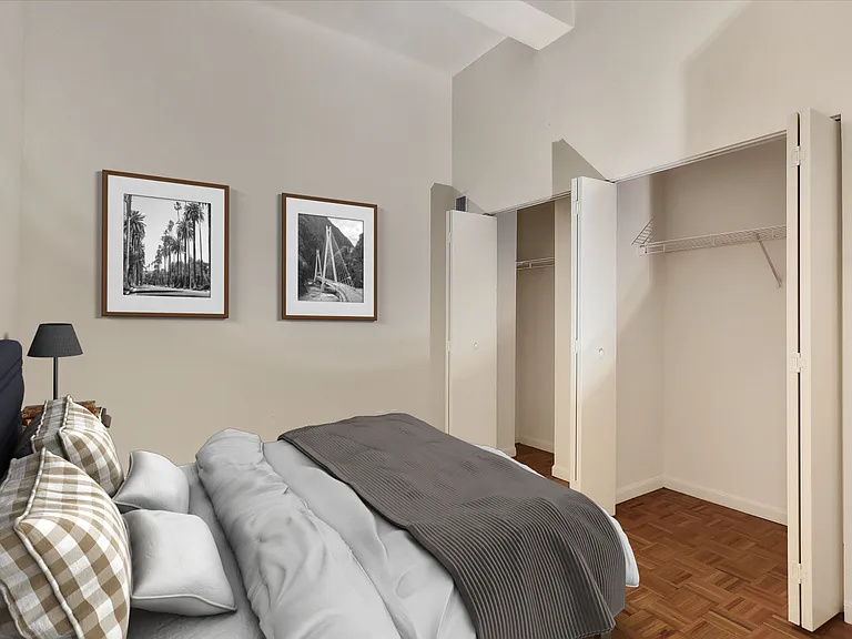 85 John St #4B — Photo 1