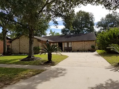 21607 Park Downe Ln Photo 1