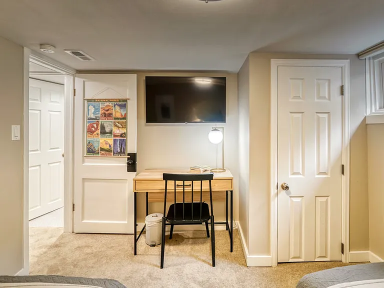 1415 E Boulder St — Photo 26