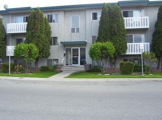 575 Rowcliffe Ave, Kelowna, BC V1Y 5Y8