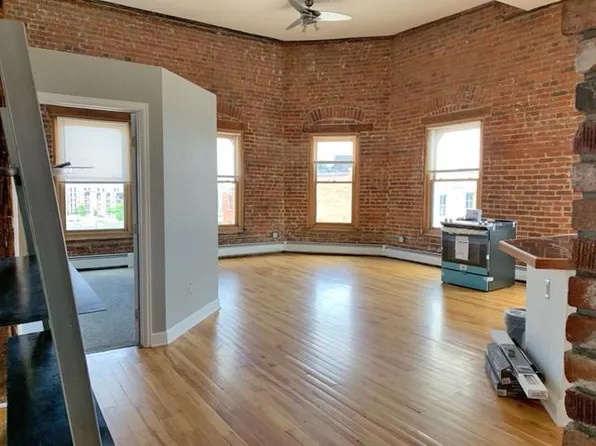 2560 Blake St, Denver, CO