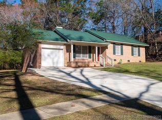 748 Ashbrook Rd, Fayetteville, NC 28314