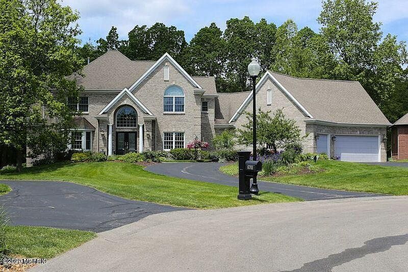 1st image of 6709 Cascade Lakes Ct SE
