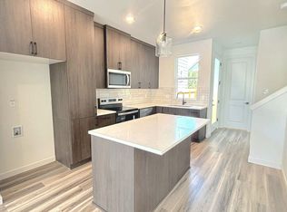 L0628, Portland, OR 97217