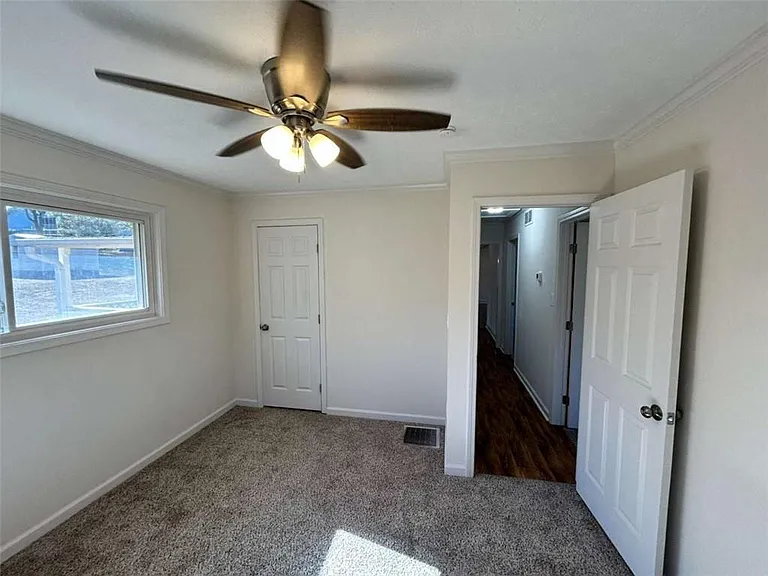 4642 Elmhurst Dr — Photo 30