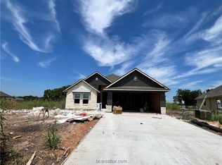 521 Combine Rd, Snook, TX 77878