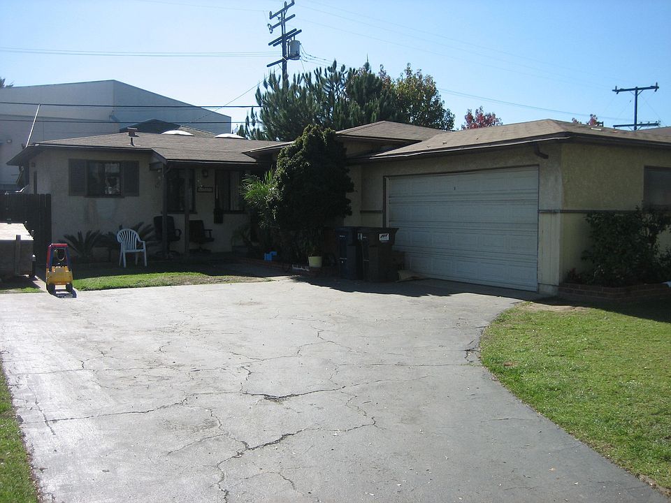 1st image of 5252 W 142nd Pl