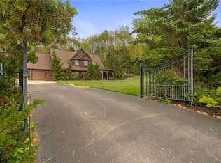 2102 W Dennis Ave, Olathe, KS 66061