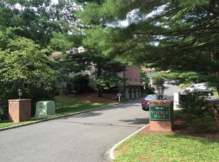 24 Village Walk, Wilton, CT 06897