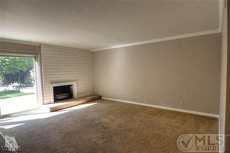 5th image of 937 N Dunbar Ln