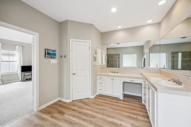 574 Bomar St — Photo 16