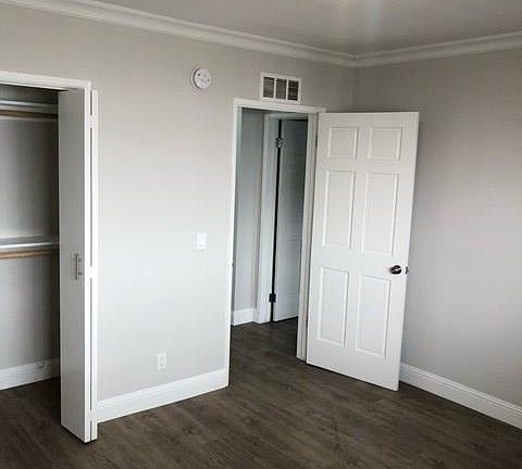 5th image of 1960 S Robertson Blvd APT 4