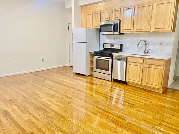 327 Central Ave #2R, Jersey City, NJ 07307