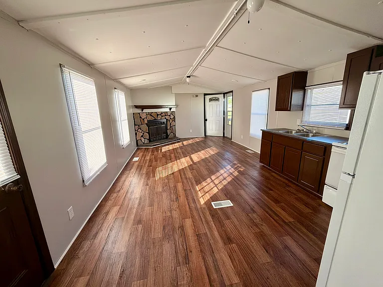 1402 Chicopee Rd #24 — Photo 3
