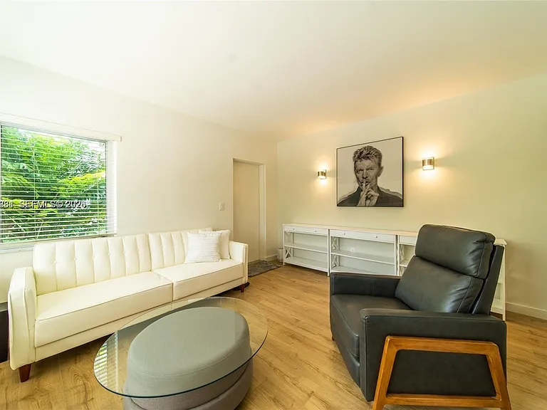 1616 Euclid Ave #2 — Photo 5