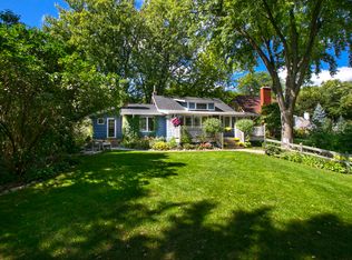 678 Pleasant St, Excelsior, MN 55331