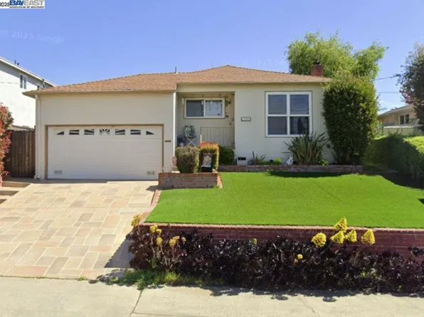 19036 Clemans Dr, Castro Valley, CA 94546