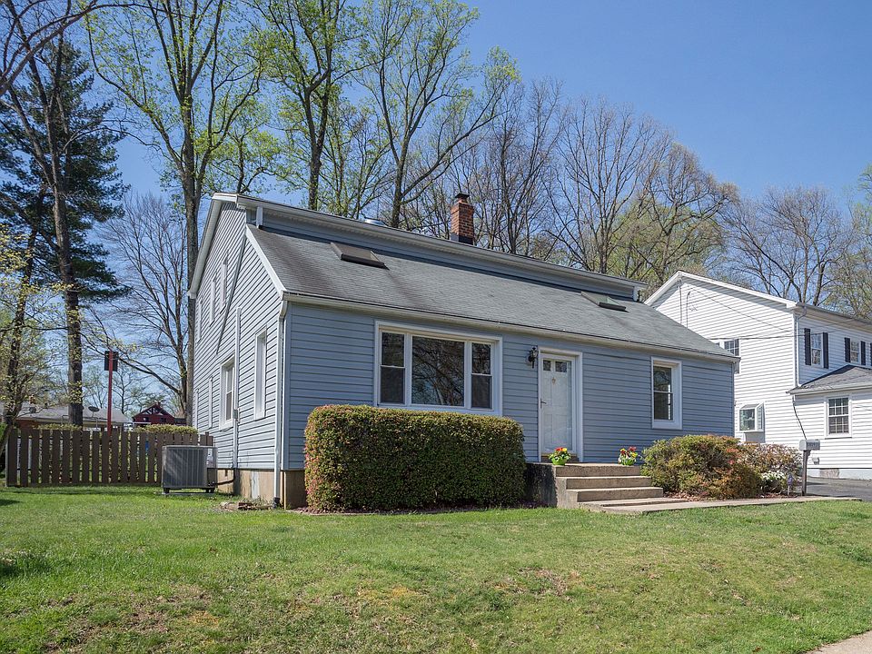 1st image of 10809 Warwick Ave