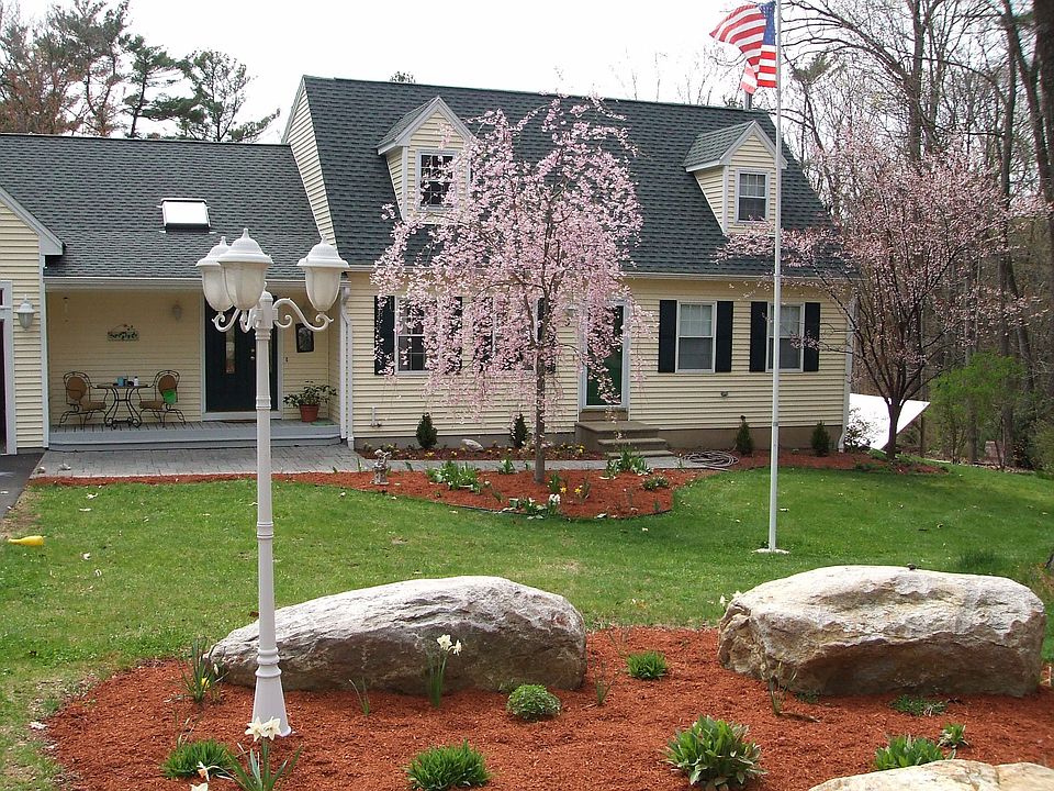 1st image of 5 Wells Park Rd