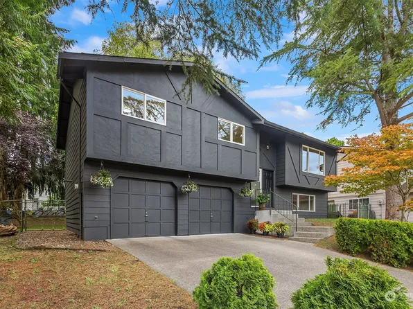 19207 32nd Avenue NE, Lake Forest Park, WA 98155