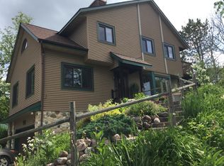 7008 Druid Lake Rd, Hartford, WI 53027