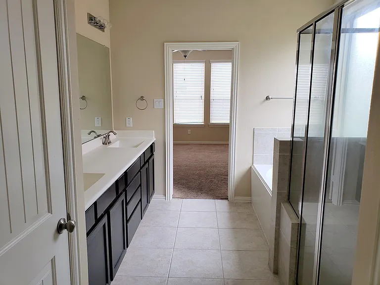 8818 Cornina Dr — Photo 18