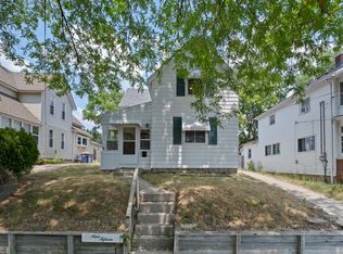 915 Baraga St NE, Grand Rapids, MI 49503